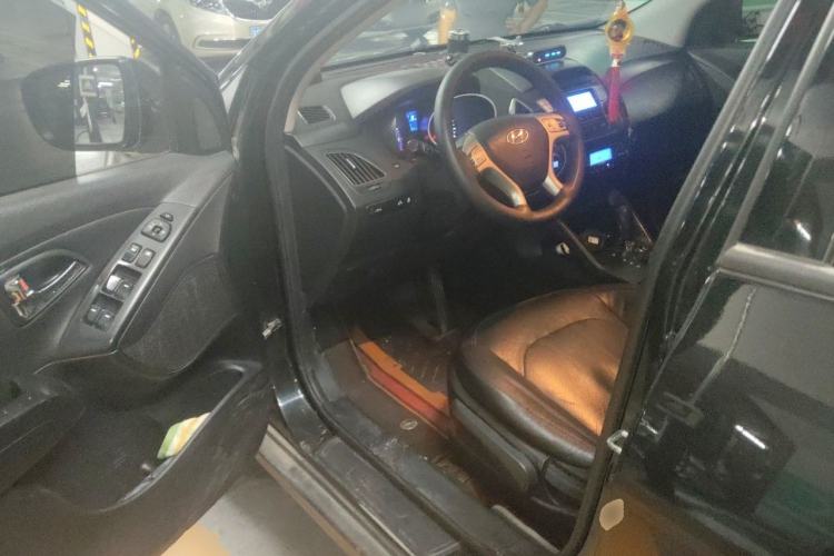 Used Hyundai ix35 2013 2.0L Automatic Two-Wheel Drive Smart GLS China V Standard Driver Seat