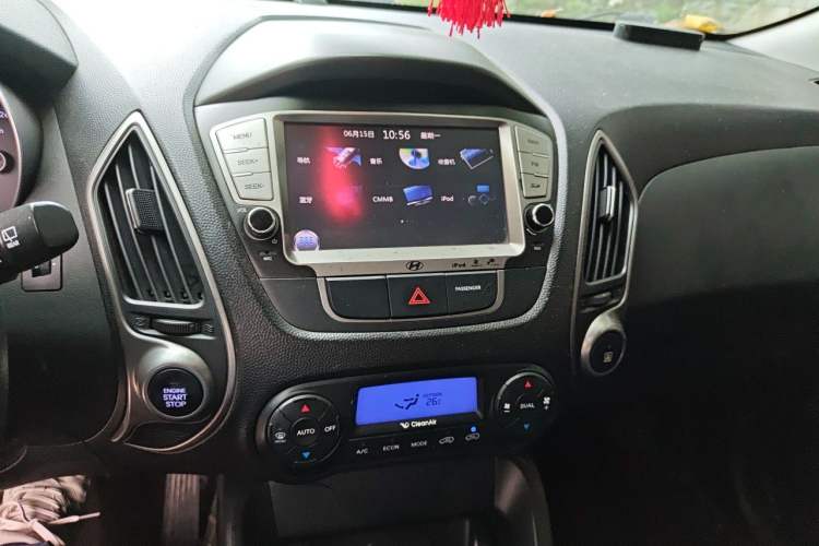 Used Hyundai ix35 2013 2.0L Automatic Two-Wheel Drive Smart GLS China IV Standard Audio And AC Panel