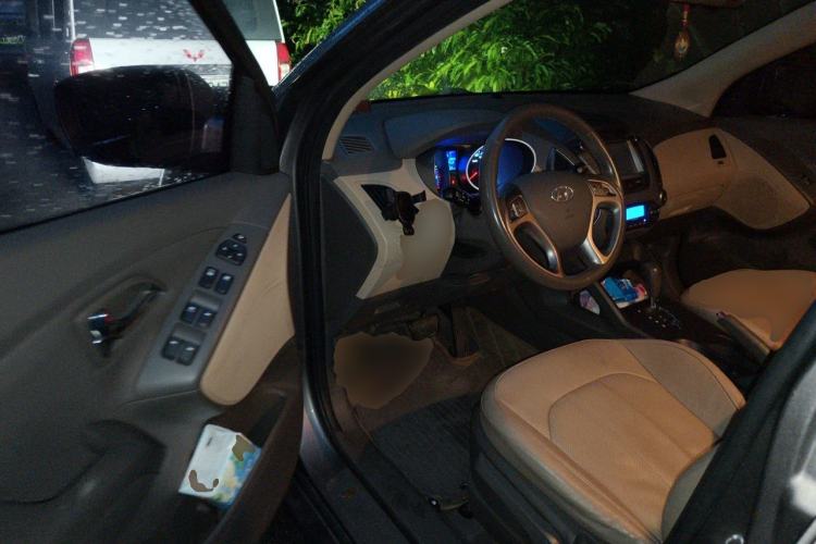 Used Hyundai ix35 2013 2.0L Automatic Two-Wheel Drive Smart GLS China IV Standard Driver Seat