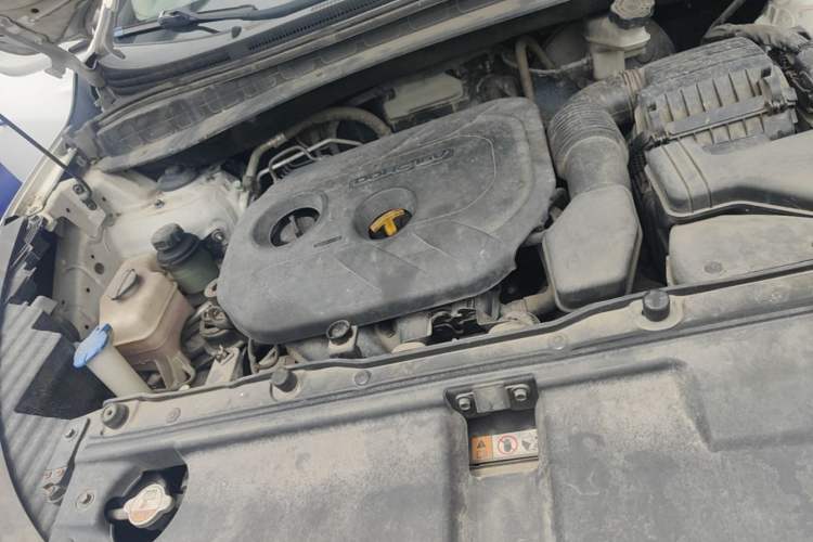 Used Hyundai ix35 2013 2.0L Automatic Two-Wheel Drive Smart GLS China V Standard Engine Bay Right