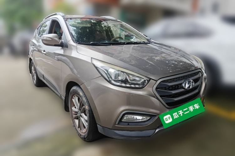 Used Hyundai ix35 2013 2.0L Automatic Two-Wheel Drive Smart GLS China IV Standard Front Right 45 Deg