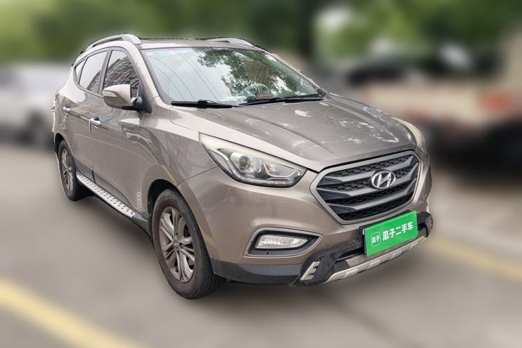 Used Hyundai ix35 2013 2.0L Automatic Two-Wheel Drive Smart GLS China IV Standard Front Right 45 Deg