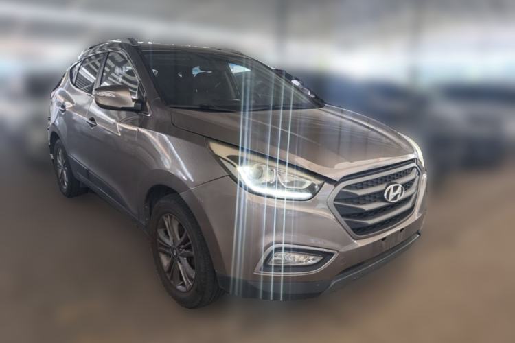 Used Hyundai ix35 2013 2.0L Automatic Two-Wheel Drive Smart GLS China IV Standard Front Right 45 Deg