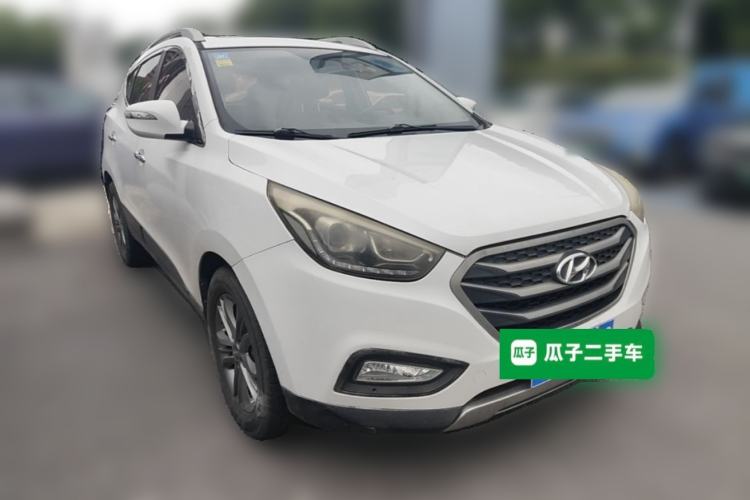 Used Hyundai ix35 2013 2.0L Automatic Two-Wheel Drive Smart GLS China V Standard Front Right 45 Deg
