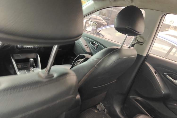 Used Hyundai ix35 2013 2.0L Automatic Two-Wheel Drive Smart GLS China V Standard Headliner
