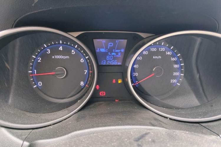 Used Hyundai ix35 2013 2.0L Automatic Two-Wheel Drive Smart GLS China IV Standard Instrument Cluster