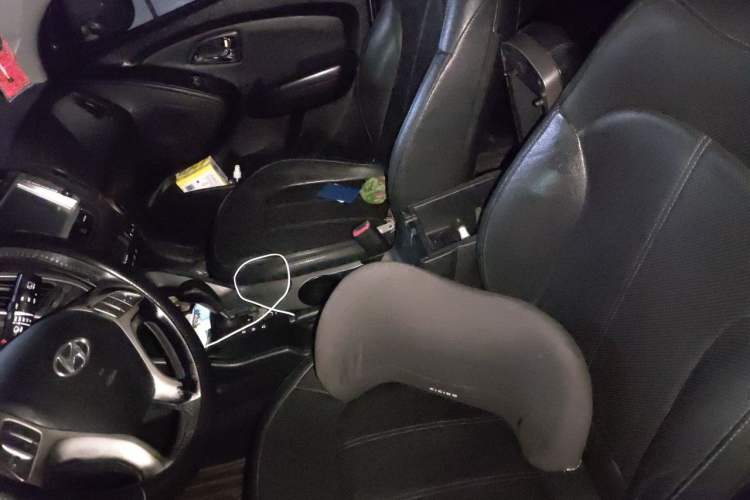 Used Hyundai ix35 2013 2.0L Automatic Two-Wheel Drive Smart GLS China IV Standard Left Front Seat