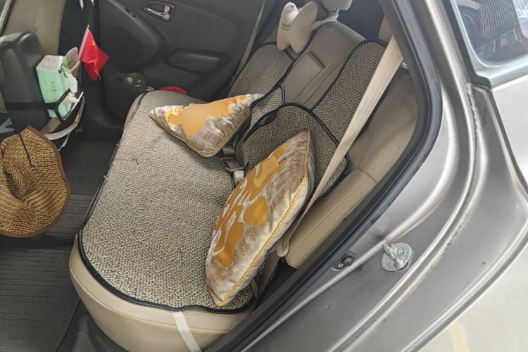 Used Hyundai ix35 2013 2.0L Automatic Two-Wheel Drive Smart GLS China IV Standard Left Rear Seat