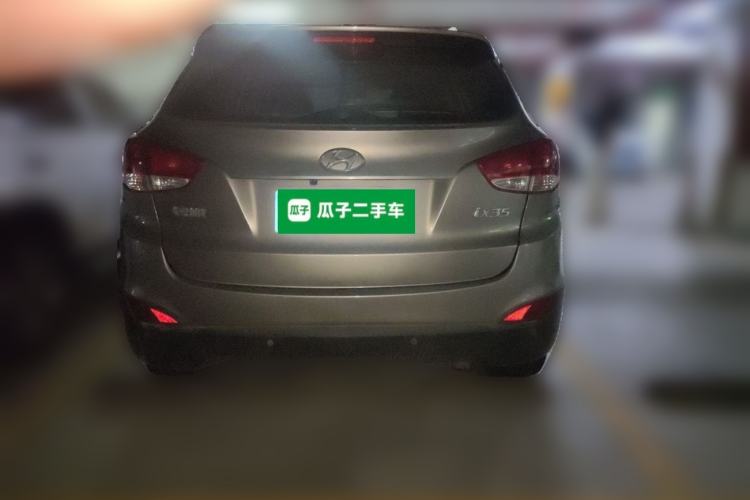 Used Hyundai ix35 2013 2.0L Automatic Two-Wheel Drive Smart GLS China IV Standard Rear