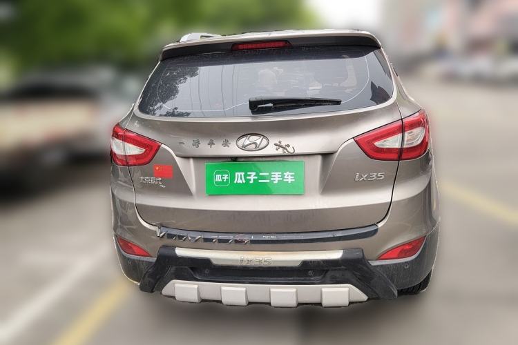 Used Hyundai ix35 2013 2.0L Automatic Two-Wheel Drive Smart GLS China IV Standard Rear