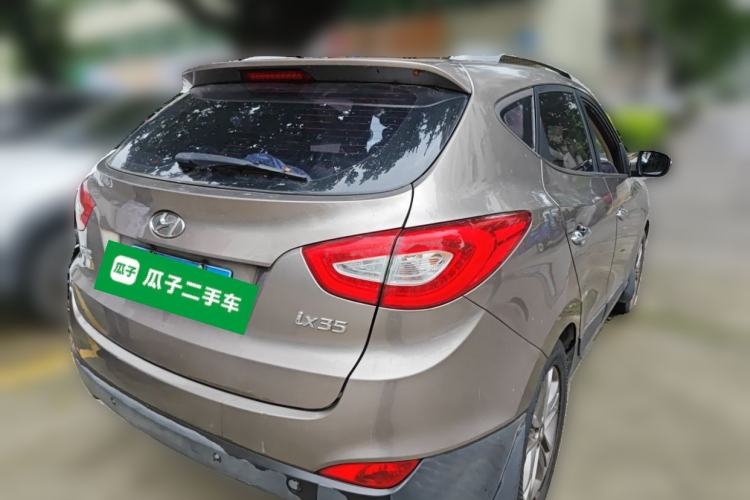 Used Hyundai ix35 2013 2.0L Automatic Two-Wheel Drive Smart GLS China IV Standard Rear Right 45 Deg