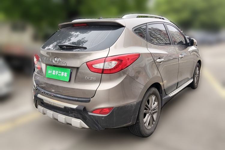 Used Hyundai ix35 2013 2.0L Automatic Two-Wheel Drive Smart GLS China IV Standard Rear Right 45 Deg