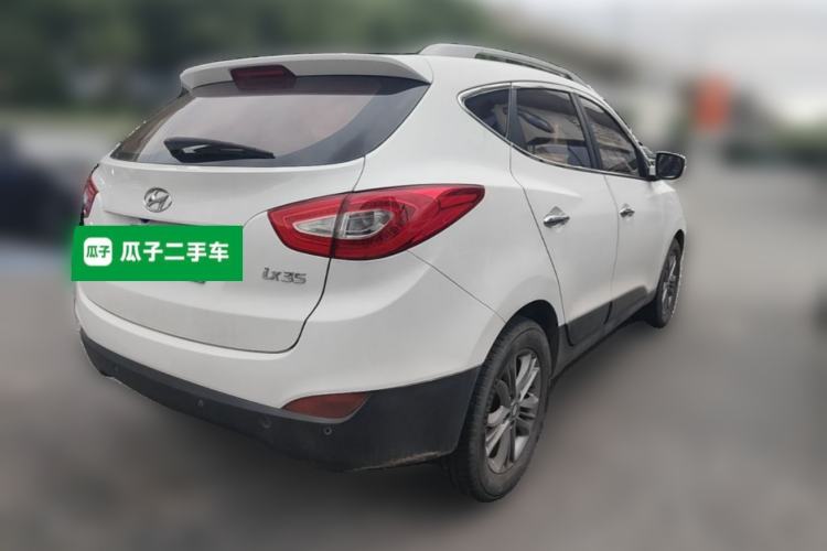 Used Hyundai ix35 2013 2.0L Automatic Two-Wheel Drive Smart GLS China V Standard Rear Right 45 Deg