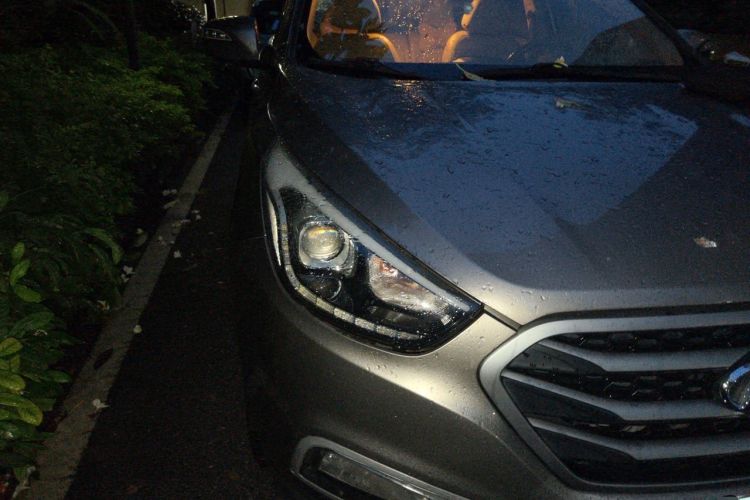 Used Hyundai ix35 2013 2.0L Automatic Two-Wheel Drive Smart GLS China IV Standard Right Front Headlight
