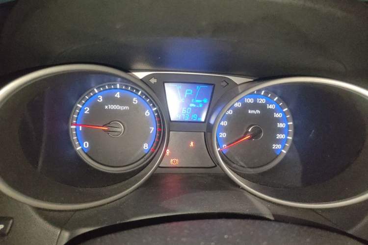 Used Hyundai ix35 2013 2.0L Automatic 2WD Comfort GL China IV Standard Instrument Cluster