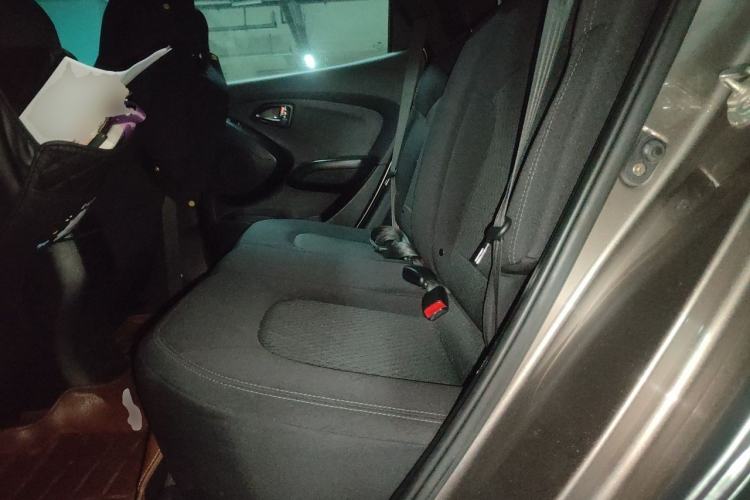 Used Hyundai ix35 2013 2.0L Automatic 2WD Comfort GL China IV Standard Left Rear Seat