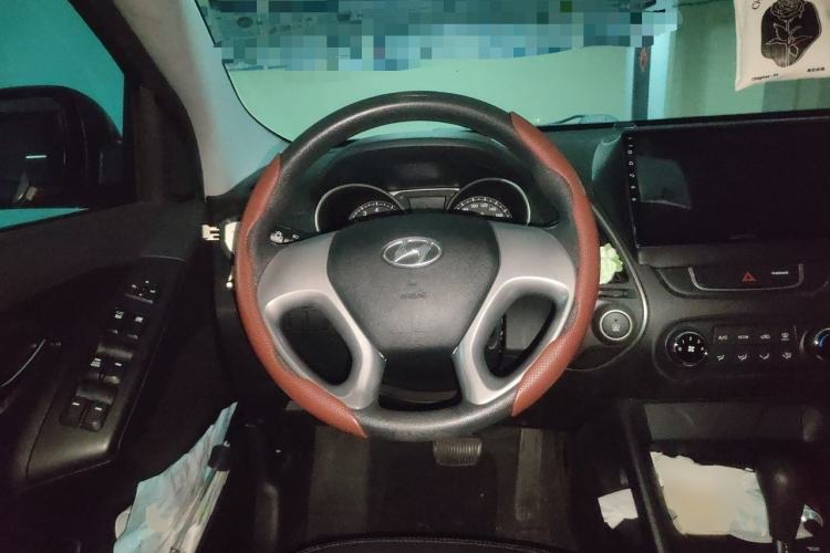 Used Hyundai ix35 2013 2.0L Automatic 2WD Comfort GL China IV Standard Steering Wheel