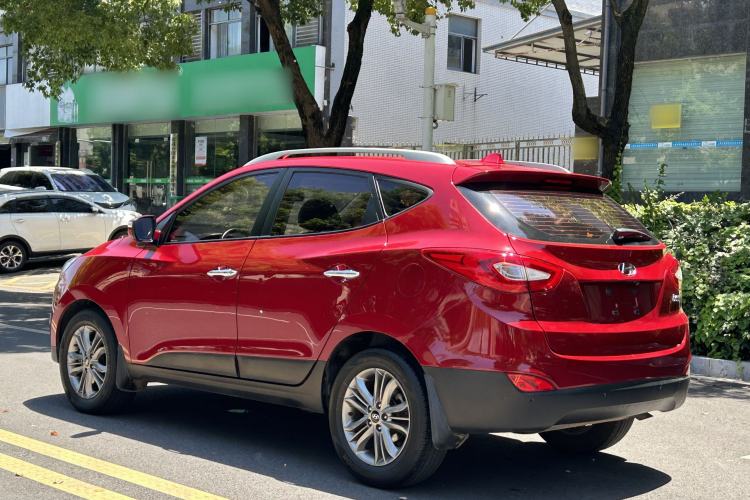 Used Hyundai ix35 2013 2.0L Automatic Two-Wheel Drive Smart GLS China IV Standard Exterior 3