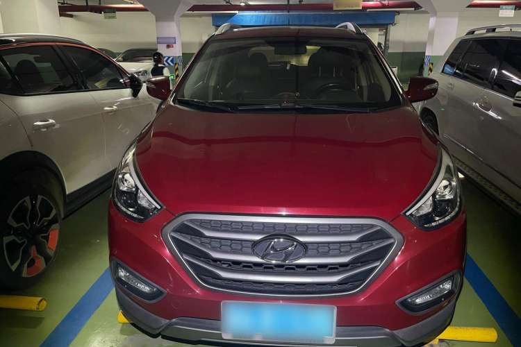 Used Hyundai ix35 2013 2.0L Automatic Two-Wheel Drive Smart GLS China IV Standard Exterior 4