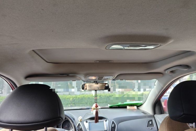 Used Hyundai ix35 2013 2.0L Automatic Two-Wheel Drive Smart GLS China IV Standard Headliner