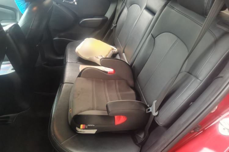 Used Hyundai ix35 2013 2.0L Automatic Two-Wheel Drive Smart GLS China IV Standard Left Rear Seat