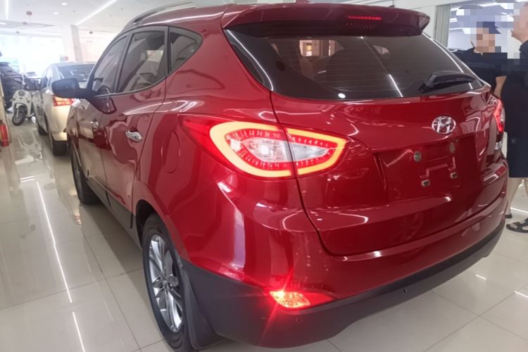 Used Hyundai ix35 2013 2.0L Automatic Two-Wheel Drive Smart GLS China IV Standard Rear Left 45 Deg
