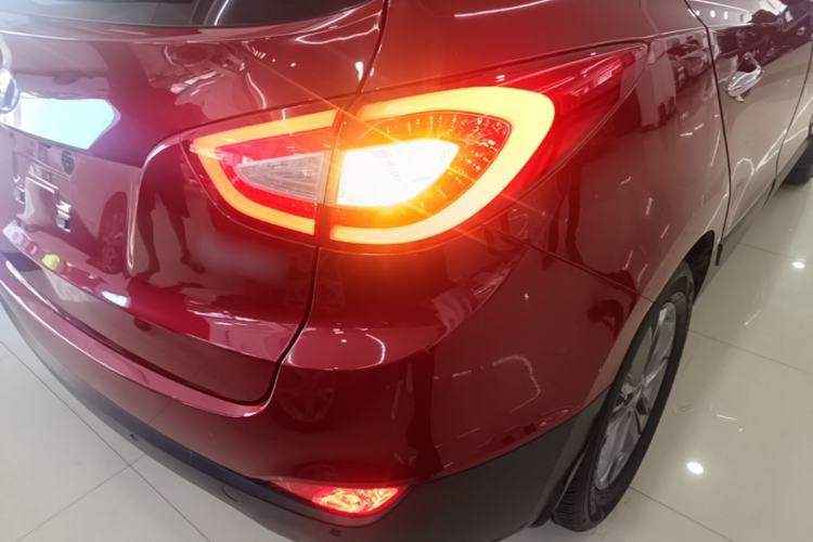 Used Hyundai ix35 2013 2.0L Automatic Two-Wheel Drive Smart GLS China IV Standard Right Rear Taillight