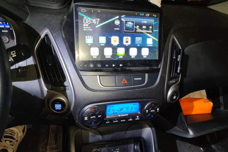 Used Hyundai ix35 2013 2.0L Automatic Two-Wheel Drive Smart GLS China IV Standard Audio And AC Panel