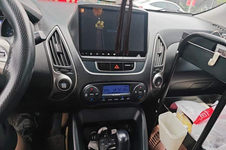 Used Hyundai ix35 2013 2.0L Automatic Two-Wheel Drive Smart GLS China IV Standard Audio And AC Panel