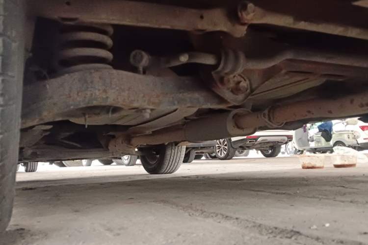 Used Hyundai ix35 2013 2.0L Automatic Two-Wheel Drive Smart GLS China IV Standard Chassis Rear Left