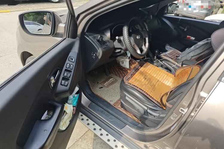 Used Hyundai ix35 2013 2.0L Manual 2WD Comfort GL China IV Standard Driver Seat