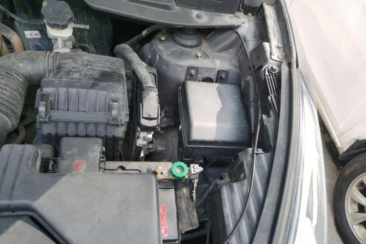 Used Hyundai ix35 2013 2.0L Automatic Two-Wheel Drive Smart GLS China V Standard Engine Bay Left