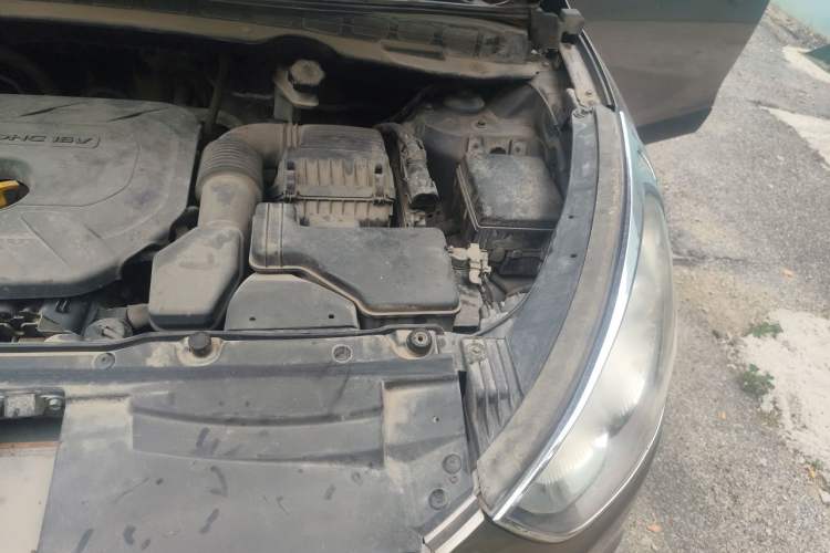 Used Hyundai ix35 2013 2.0L Manual Two-Wheel Drive Comfort GL China V Standard Engine Bay Left