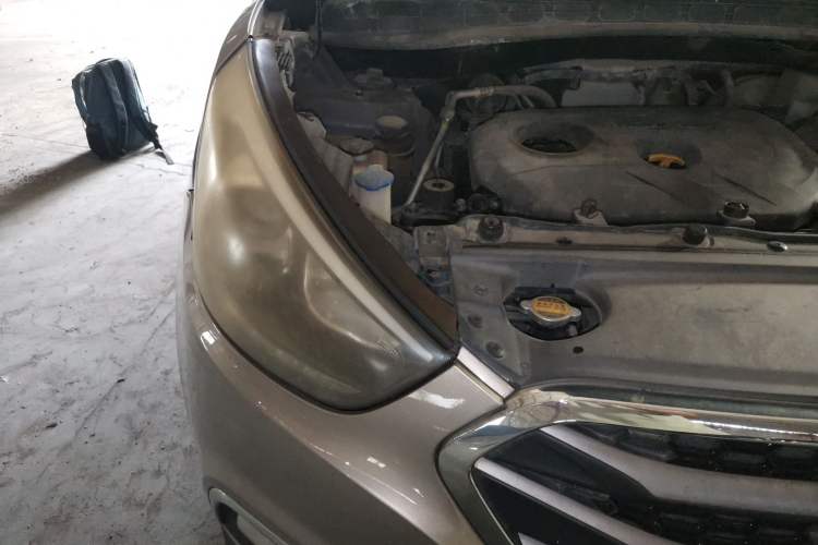 Used Hyundai ix35 2013 2.0L Automatic 2WD Comfort GL China IV Standard Engine Bay Right