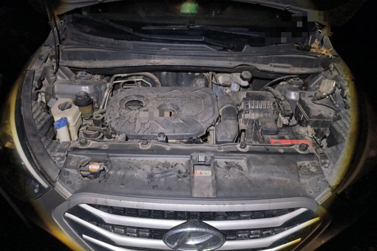 Used Hyundai ix35 2013 2.0L Automatic 4x4 Intelligent GLS China IV Standard Engine Bay