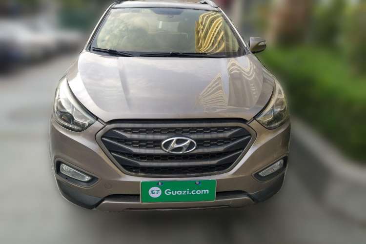 Used Hyundai ix35 2013 2.0L Automatic Two-Wheel Drive Smart GLS China IV Standard Front