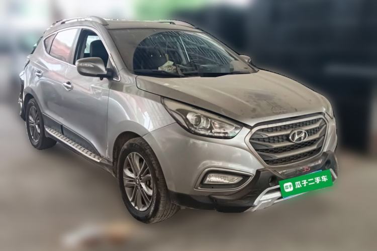 Used Hyundai ix35 2013 2.0L Automatic Two-Wheel Drive Smart GLS China IV Standard Front Right 45 Deg