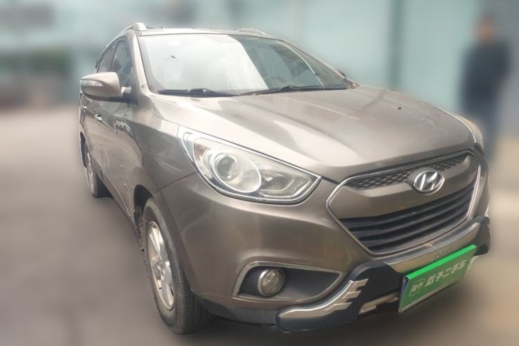 Used Hyundai ix35 2013 2.0L Manual Two-Wheel Drive Comfort GL China V Standard Front Right 45 Deg
