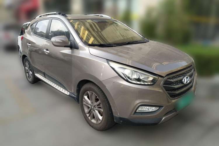 Used Hyundai ix35 2013 2.0L Automatic Two-Wheel Drive Smart GLS China IV Standard Front Right 45 Deg