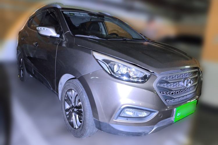 Used Hyundai ix35 2013 2.0L Automatic Two-Wheel Drive Smart GLS China IV Standard Front Right 45 Deg