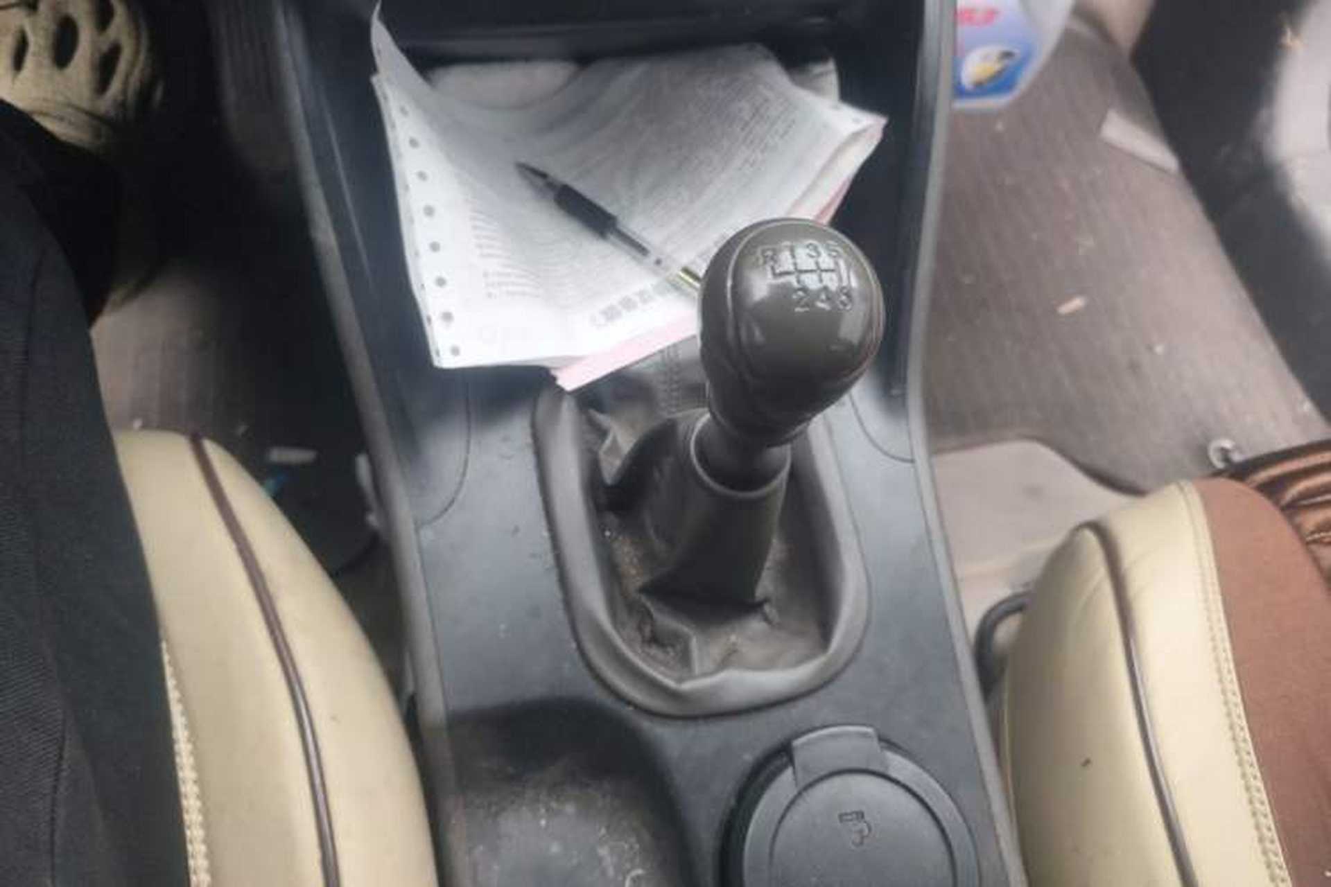 Used Hyundai ix35 2013 2.0L Manual Two-Wheel Drive Comfort GL China V Standard Gear Lever
