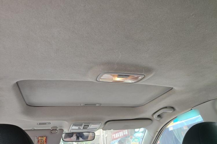 Used Hyundai ix35 2013 2.0L Automatic Two-Wheel Drive Smart GLS China IV Standard Headliner
