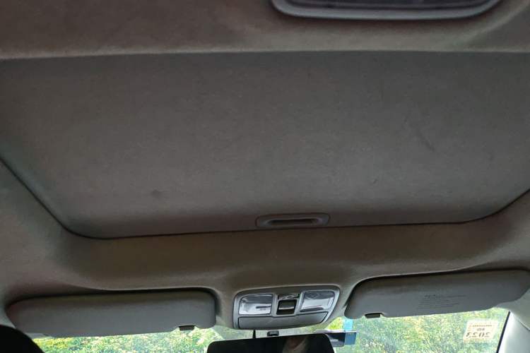 Used Hyundai ix35 2013 2.0L Automatic Two-Wheel Drive Smart GLS China IV Standard Headliner