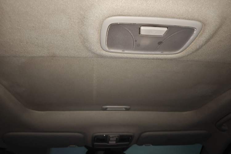 Used Hyundai ix35 2013 2.0L Automatic Two-Wheel Drive Smart GLS China IV Standard Headliner