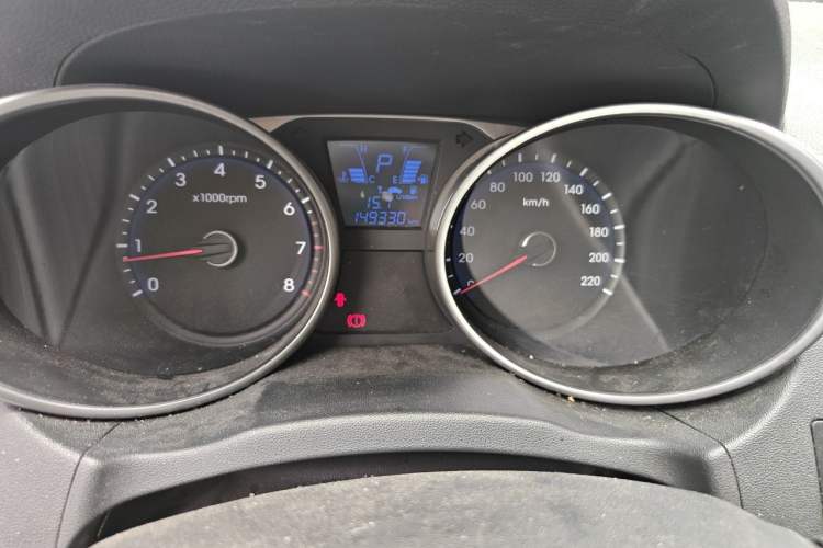 Used Hyundai ix35 2013 2.0L Automatic Two-Wheel Drive Smart GLS China IV Standard Instrument Cluster