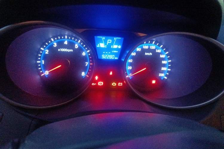 Used Hyundai ix35 2013 2.0L Automatic Two-Wheel Drive Smart GLS China IV Standard Instrument Cluster