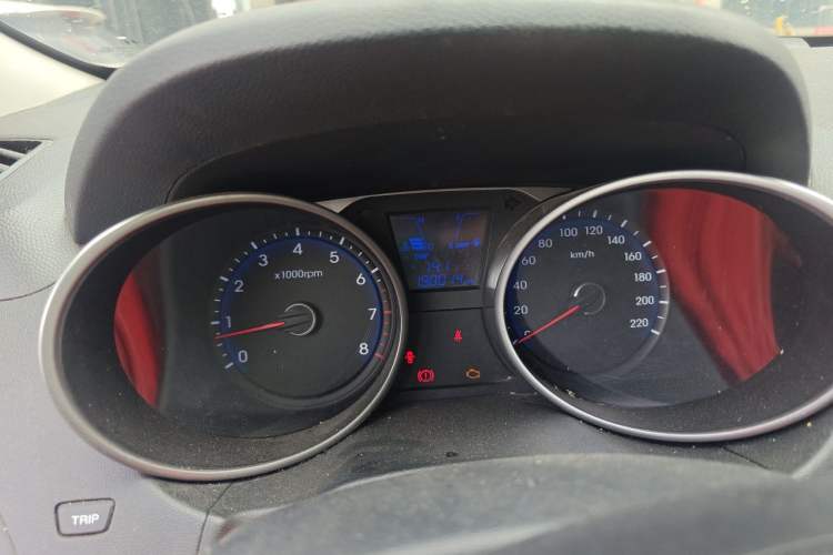 Used Hyundai ix35 2013 2.0L Manual 2WD Comfort GL China IV Standard Instrument Cluster