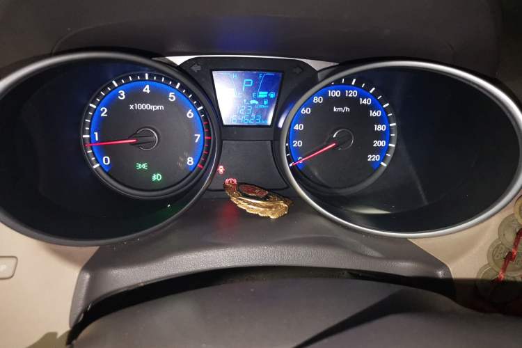 Used Hyundai ix35 2013 2.0L Automatic 2WD Comfort GL China IV Standard Instrument Cluster