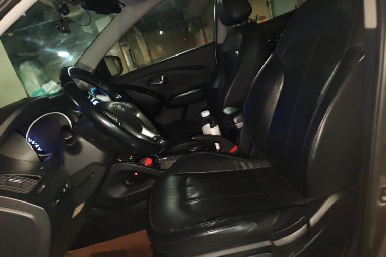 Used Hyundai ix35 2013 2.0L Automatic Two-Wheel Drive Smart GLS China IV Standard Left Front Seat