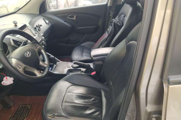 Used Hyundai ix35 2013 2.0L Automatic Two-Wheel Drive Smart GLS China IV Standard Left Front Seat